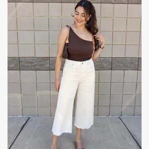 Amazon Grapent Women's Cropped White Jeans